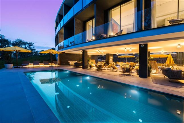 La Vida Hotel