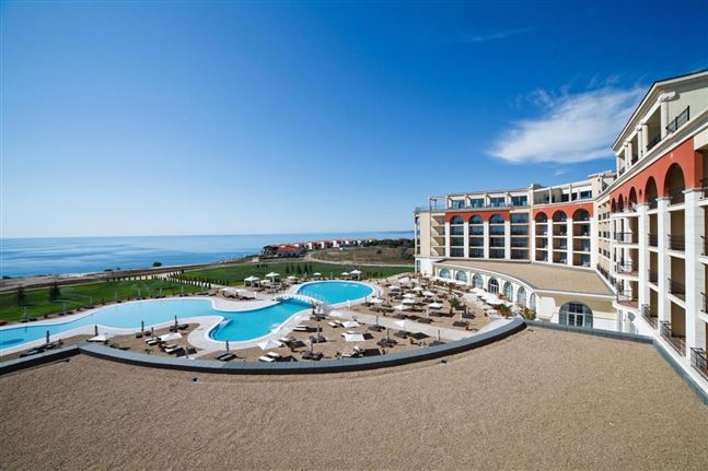 Lighthouse Golf Resort